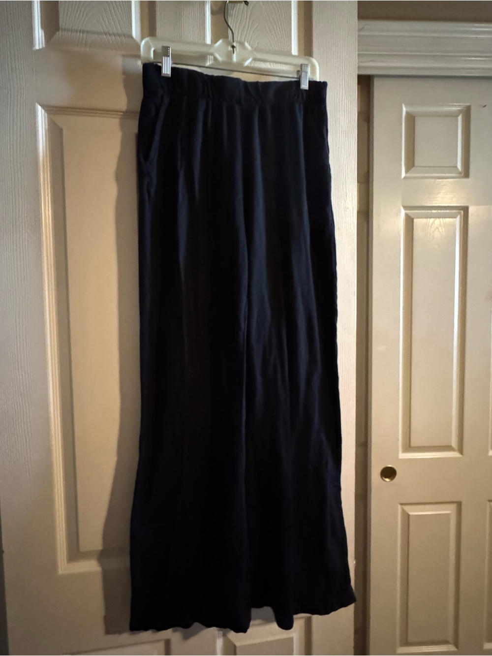 Women's Black Relaxed Fit Bottoms